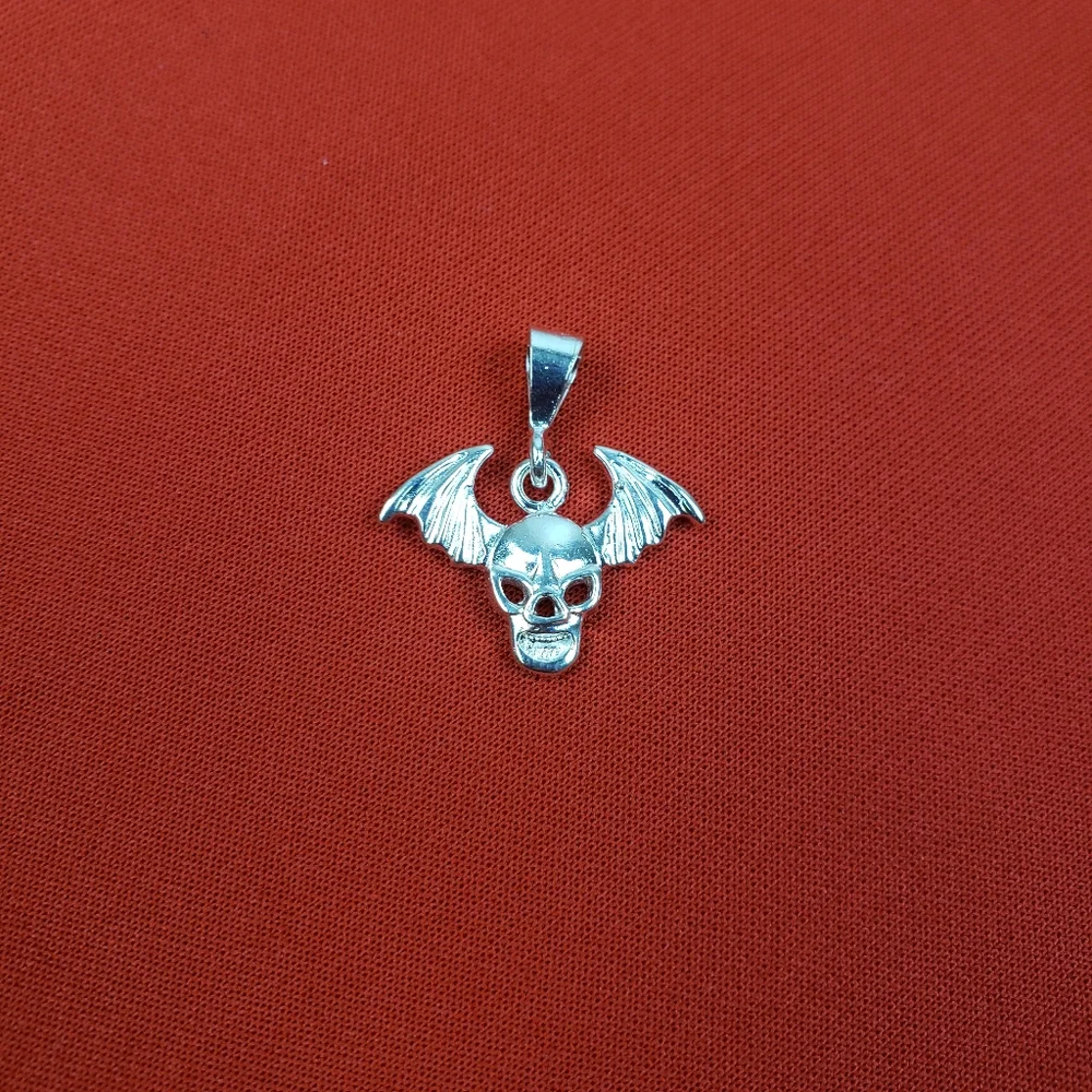 925‎ real solid sterling silver skull pendant